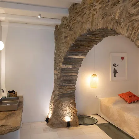 Aegean Blue * Chora (Ios)