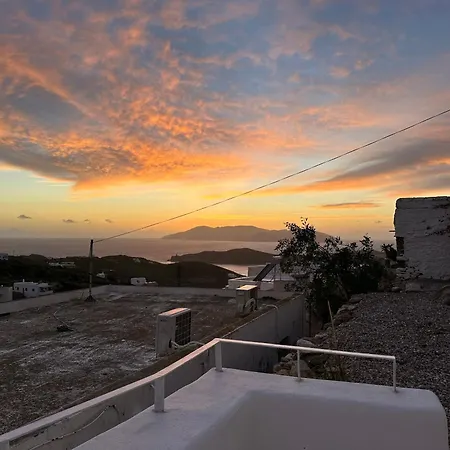 Aegean Blue * Chora (Ios)